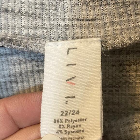 LIVI Cowl-Neck Textured Top Grey Space Dye Relaxed Sweatshirt Sz 22/24 - Picture 6 of 9